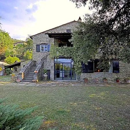 Spacious Tuscan Cortona