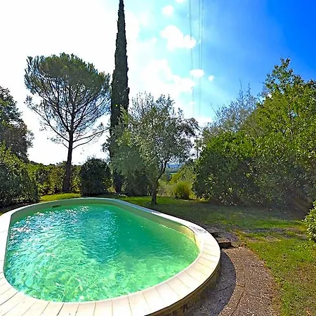 Otel Spacious Tuscan