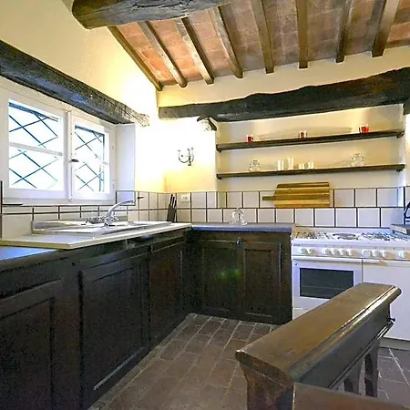 Spacious Tuscan كورتونا