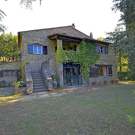 Spacious Tuscan *